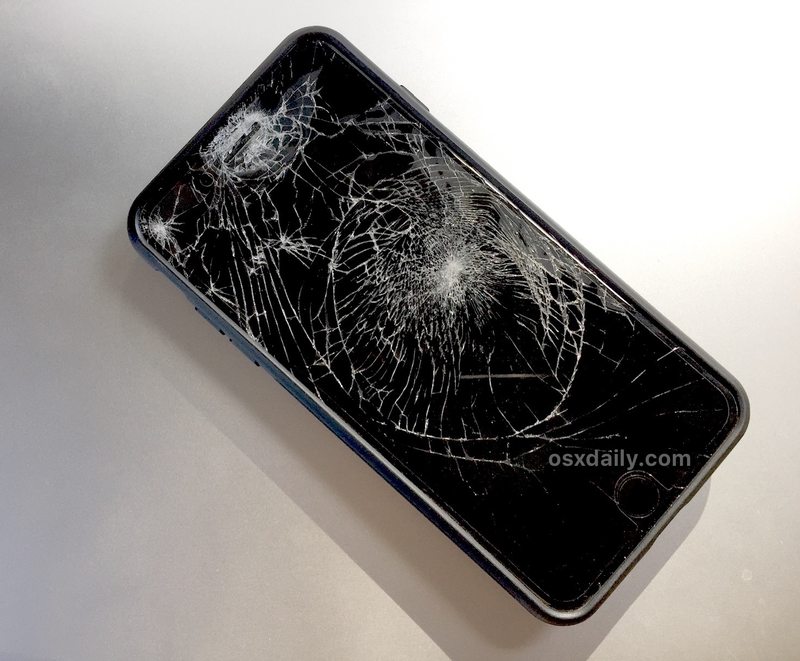 破碎的 iPhone 加屏幕玻璃