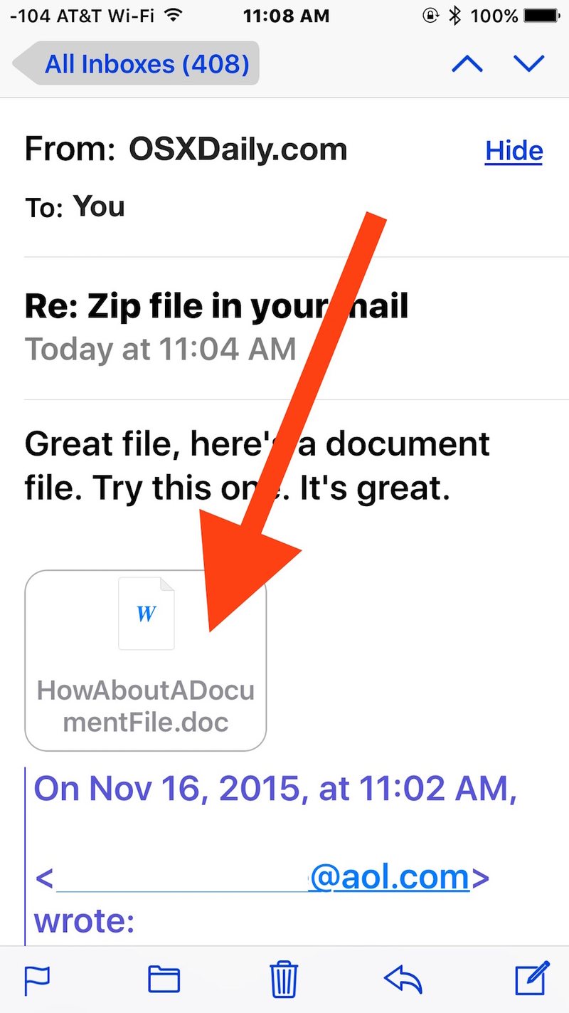 点击 iOS 邮件应用程序中的电子邮件附件