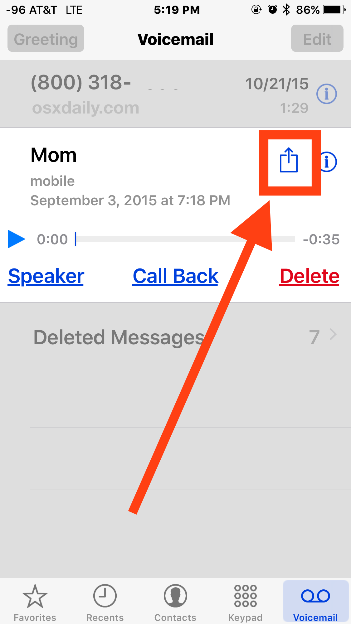 点击共享按钮将语音邮件保存到手机” />    </p>
<ul>
<li>选择“笔记”将语音邮件保存到存储在 iPhone 上的笔记中，如果您选择 iCloud 笔记，它将通过其笔记应用程序自动与其他共享的 iCloud 设备共享</li>
<li>选择“语音备忘录”将语音邮件保存到语音备忘录应用程序，除非您稍后共享，否则这将仅保留在 iPhone 上</li>
</ul>
<p>    <img decoding=