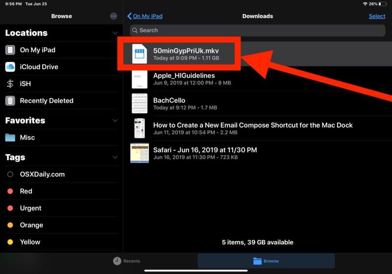 导航文件应用程序到你想在 iPad 上观看的 MKV 视频