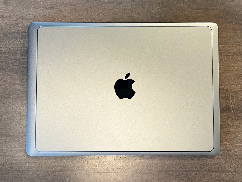 15 英寸 vs 14 英寸 MacBook Pro