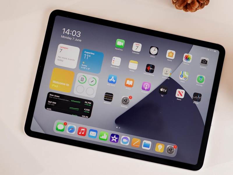 Apple 11in iPad Pro (2021, M1, 2TB) - Wi-Fi + Cellular