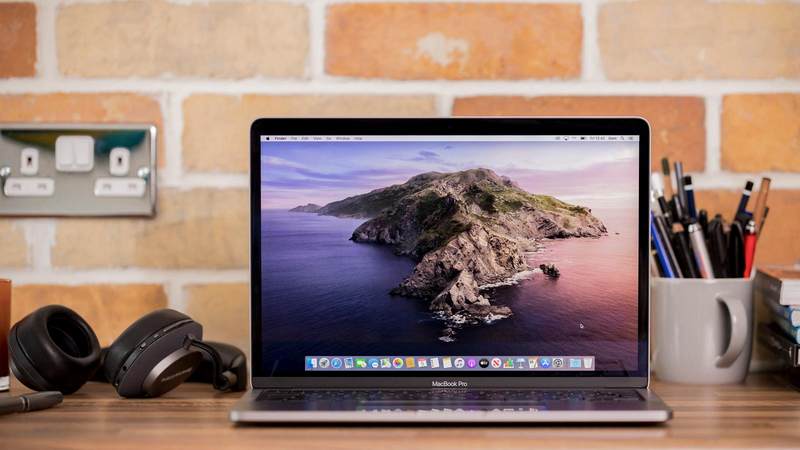 Apple 13in MacBook Pro (2020)
