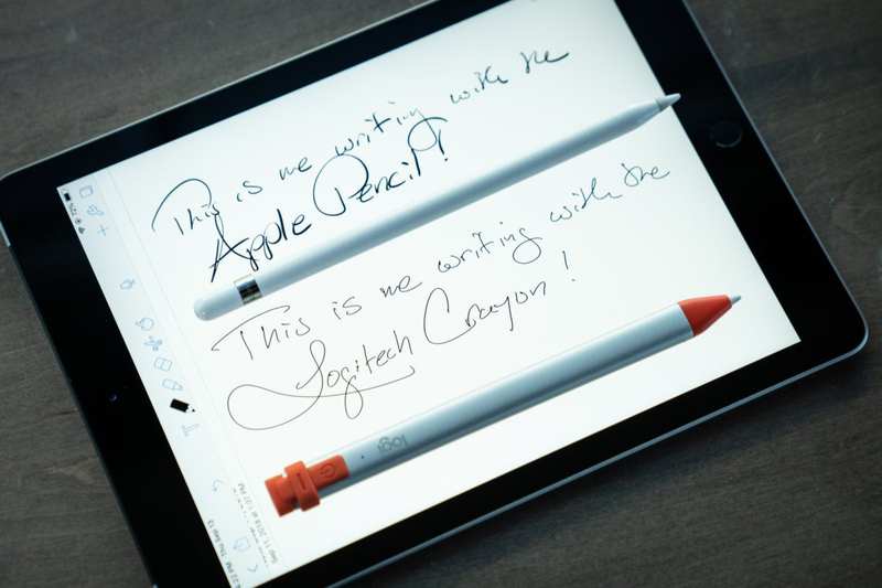 罗技蜡笔书写与苹果铅笔的比较